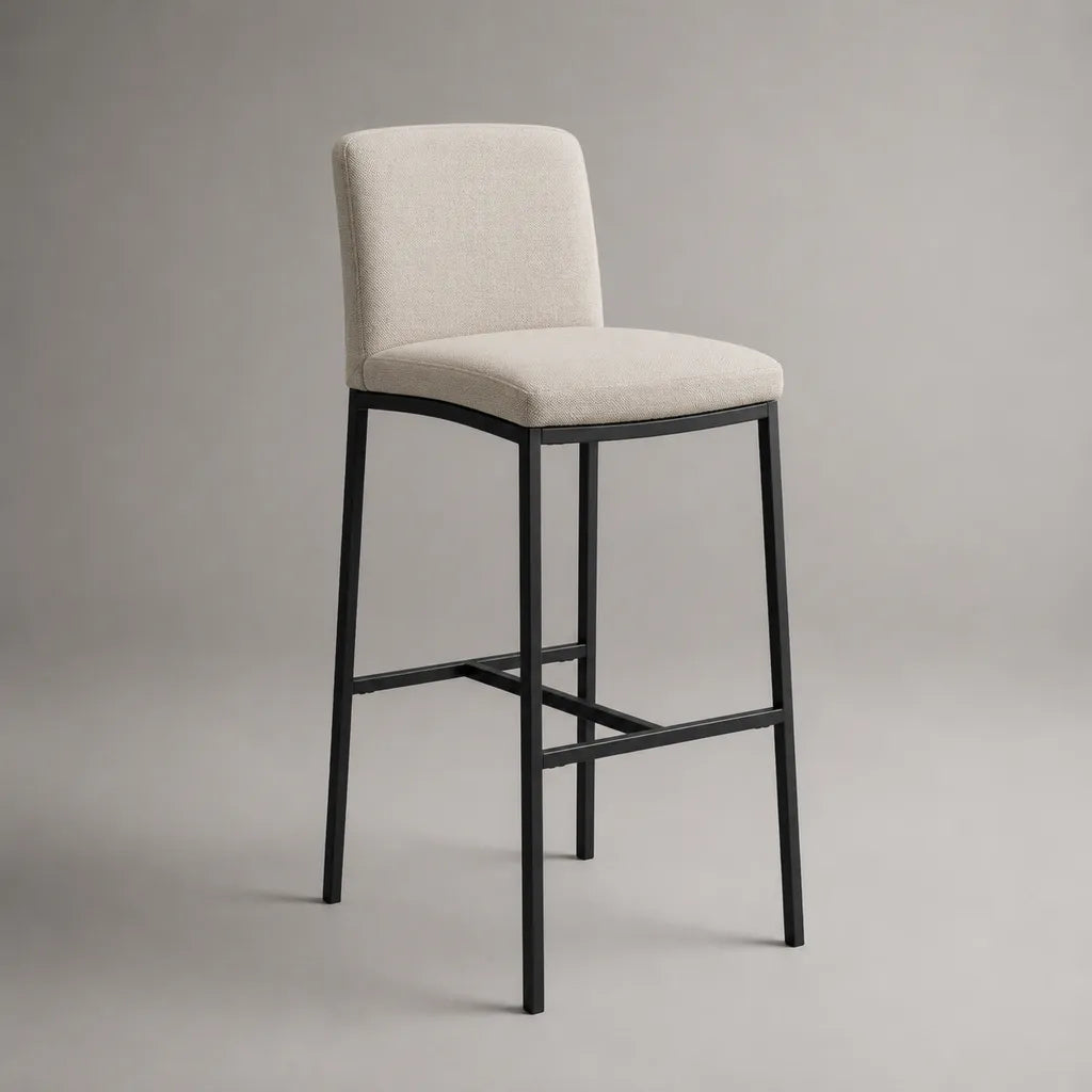 Tabouret de bar en tissu beige avec dossier et structure en acier noir, 48 × 53 × 105 cm, assise à 75 cm