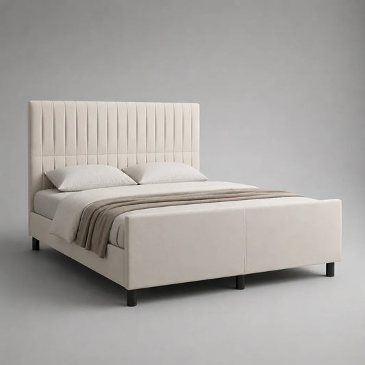 Lit double rembourré 160 × 200 cm en polyester blanc cassé avec tête de lit cannelée et sommier à lattes